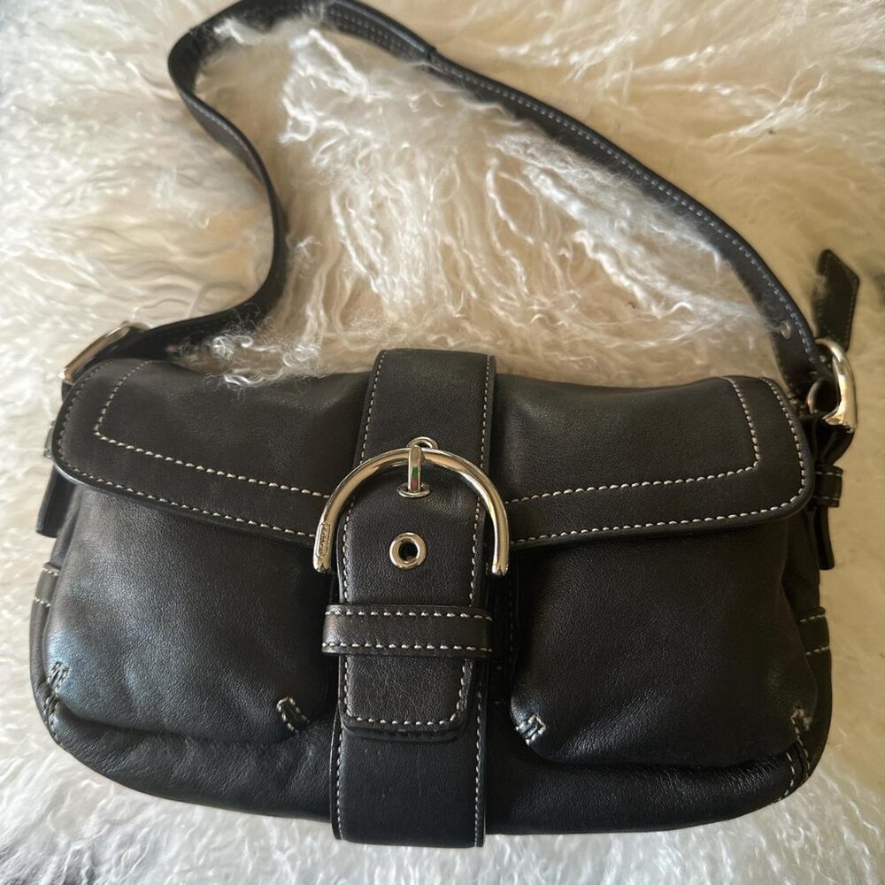 Vintage Coach 1446 Soho Buckle Y2K '04 Black Leather Shoulder Bag